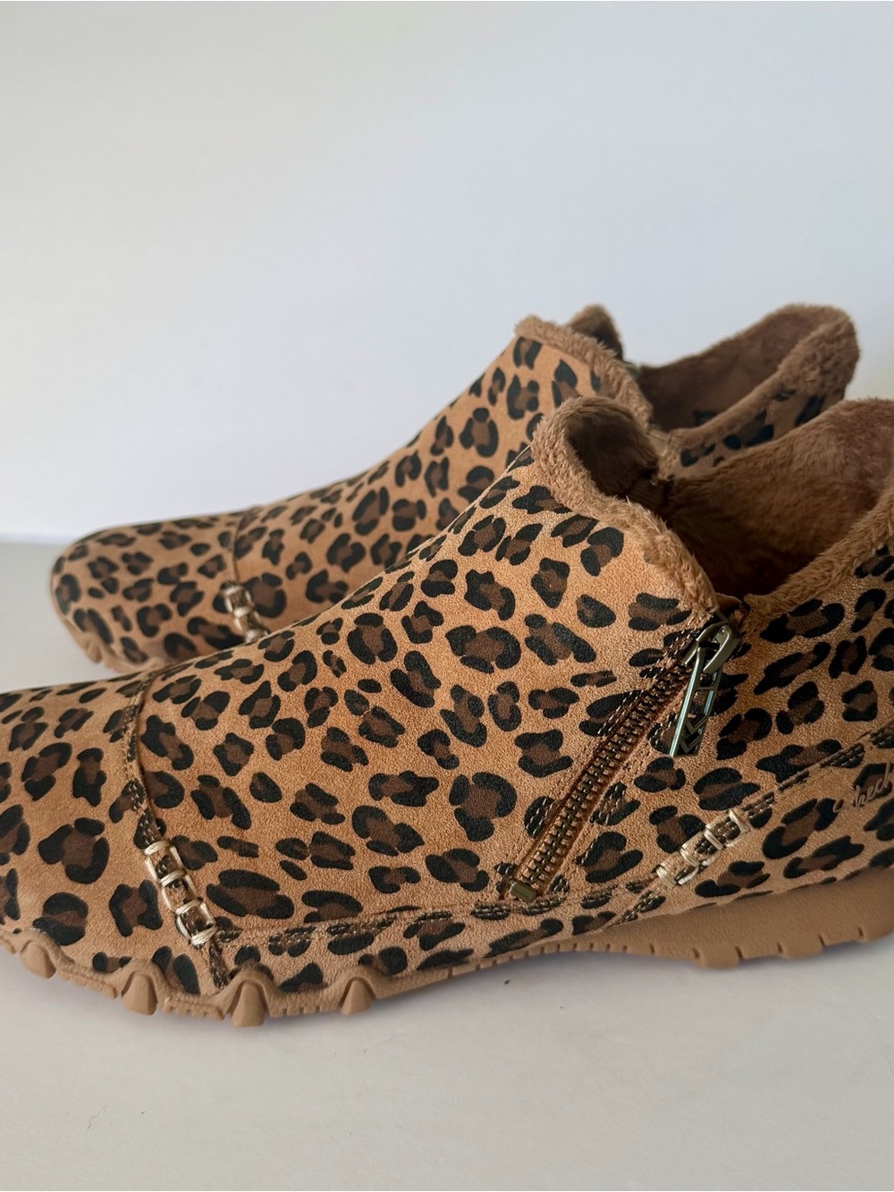 SKECHERS BIKER EARTHY CHIC Women`s Size 11 Leopard Print Bootie - Picture 3 of 9